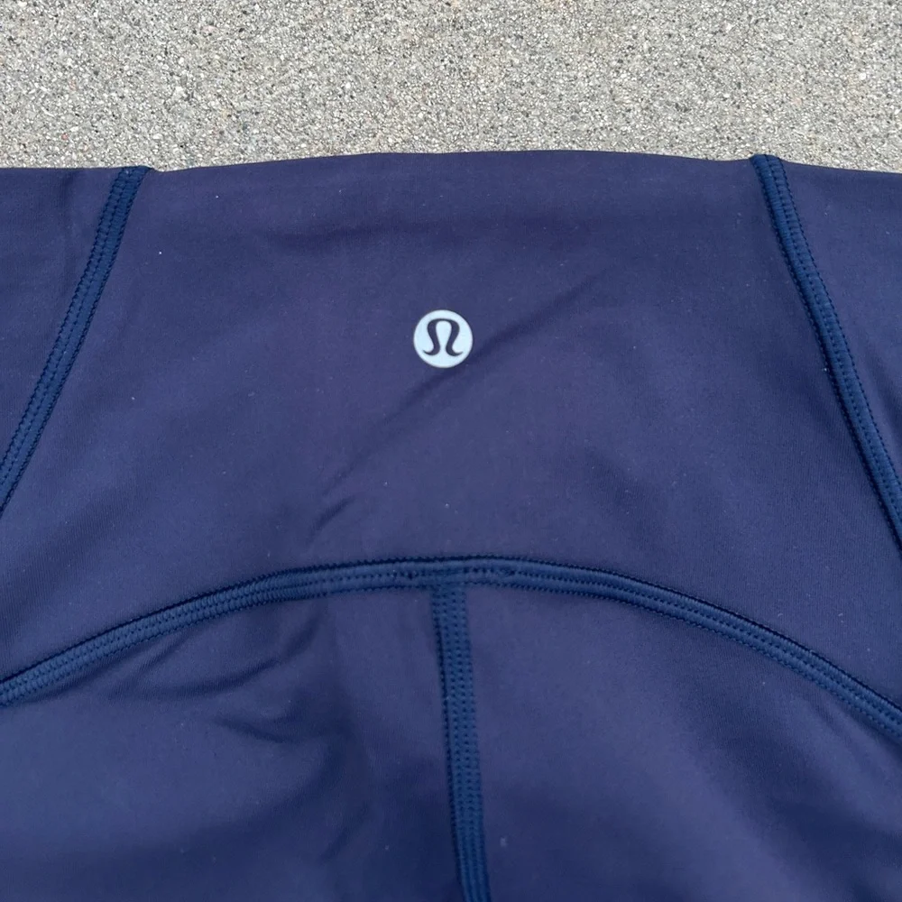 Lululemon In Mesh Tight Leggings Womens 4 Midnight Navy - Picture 3 of 4